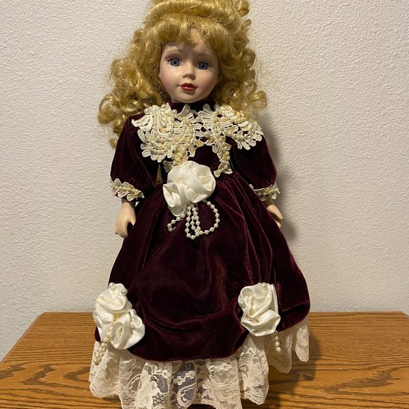 Other - Vintage Victorian Porcelain Doll